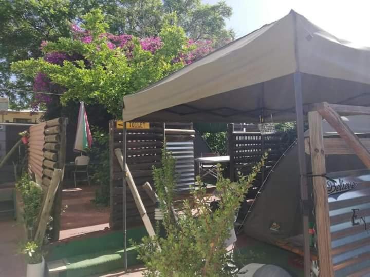 Xenia Bed & Breakfast Windhoek Bagian luar foto